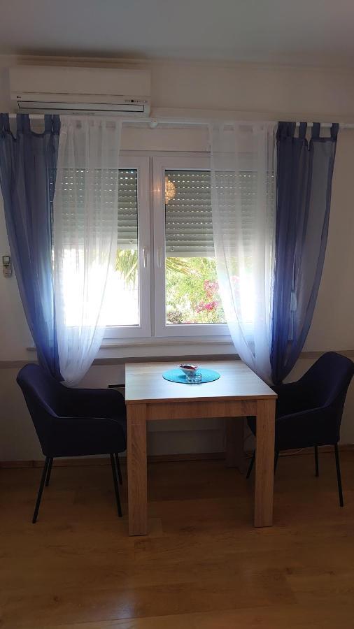 Apartments Tulipan - With Free Private Parking Garage Μόσταρ Εξωτερικό φωτογραφία