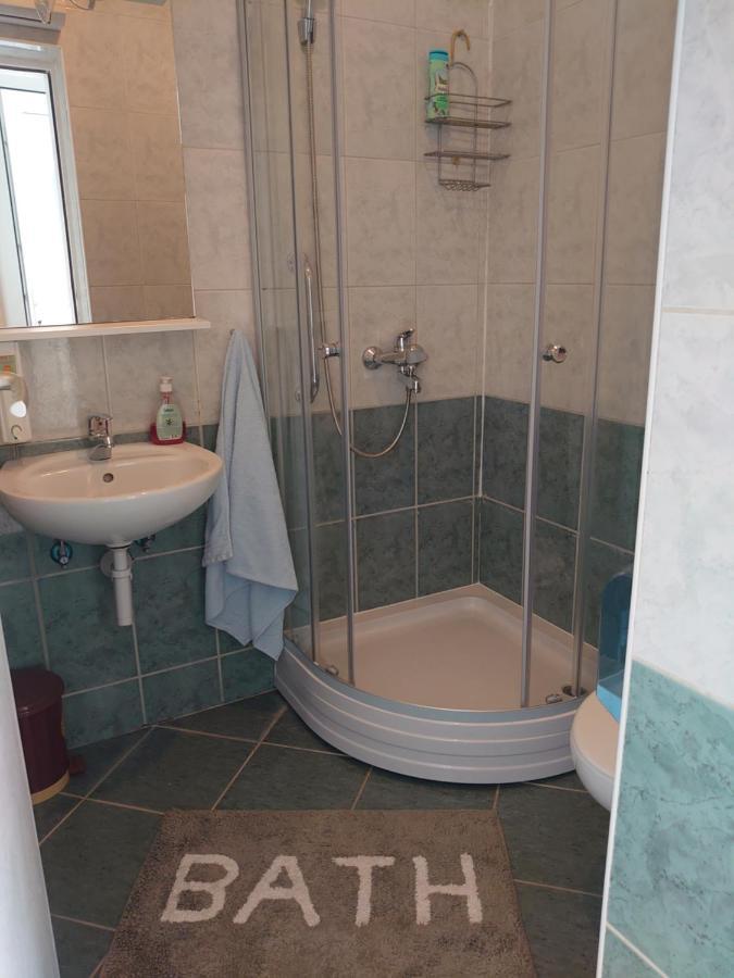 Apartments Tulipan - With Free Private Parking Garage Μόσταρ Εξωτερικό φωτογραφία